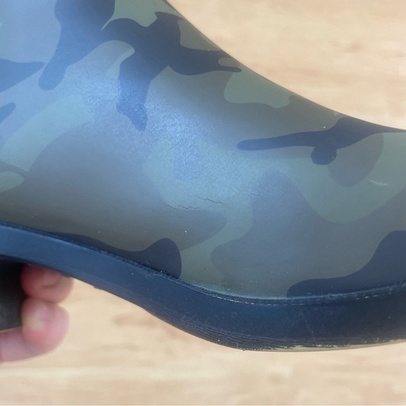 Lucky Brand Basel H20 Camoflage Pull On Rain
Snow Bootie Boots Women's 9 - Picture 11 of 12